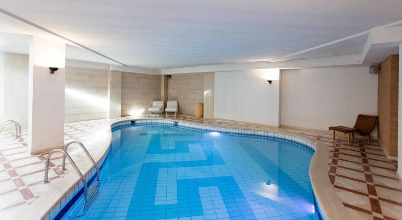 Hostellerie Du Cheval Blanc Aosta Dış mekan fotoğraf